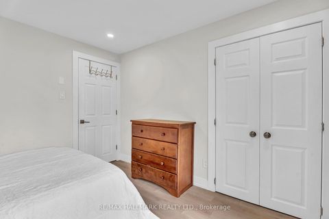 Photo 17 at 58 Normark Drive, Royal Orchard, Markham