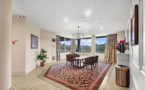 Photo 4 at 404 - 326 Major Mackenzie Drive E, Crosby, Richmond Hill