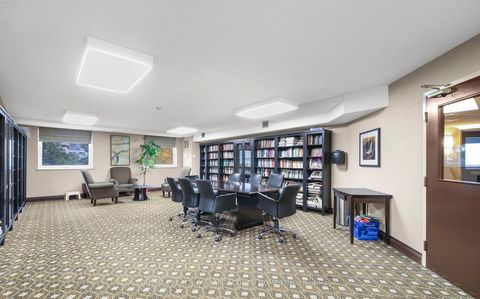 Photo 11 at 404 - 326 Major Mackenzie Drive E, Crosby, Richmond Hill