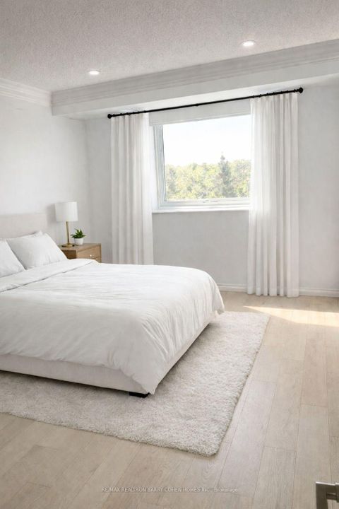 Photo 19 at 404 - 326 Major Mackenzie Drive E, Crosby, Richmond Hill