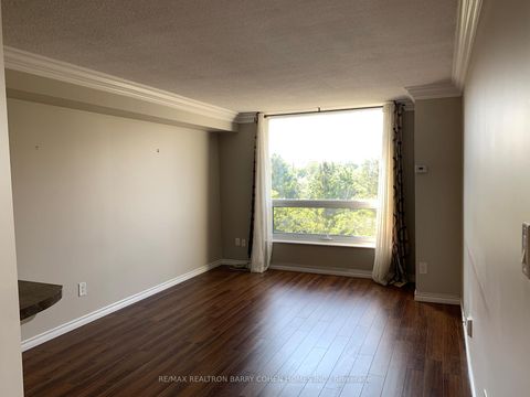 Photo 28 at 404 - 326 Major Mackenzie Drive E, Crosby, Richmond Hill