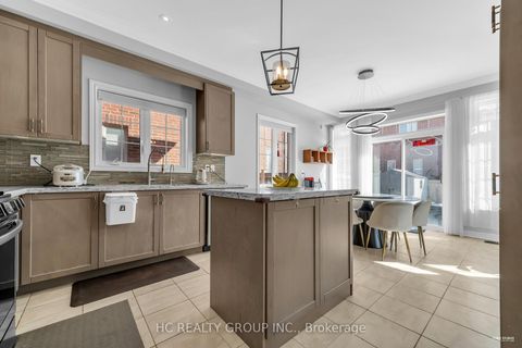 Photo 14 at 1241 Art Westlake Avenue, Wyndham, Newmarket