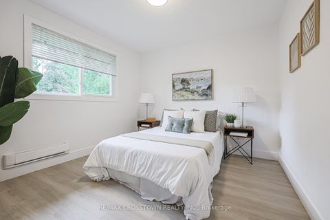 Photo 36 at 128 Moores Beach Road, Virginia, Georgina