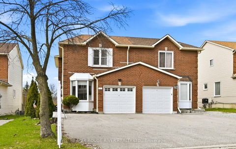 Photo 1 at 579 Cobblehill Drive, Pinecrest, Oshawa