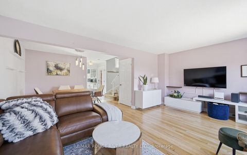 Photo 11 at 579 Cobblehill Drive, Pinecrest, Oshawa