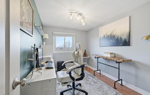 Photo 20 at 579 Cobblehill Drive, Pinecrest, Oshawa