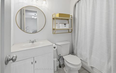 Photo 22 at 579 Cobblehill Drive, Pinecrest, Oshawa