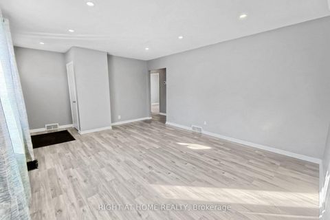 Photo 4 at 19 Alfred Street W, Allandale, Barrie