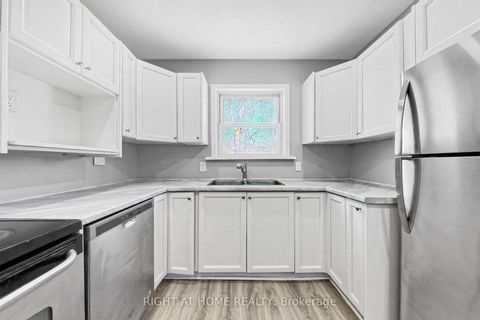 Photo 9 at 19 Alfred Street W, Allandale, Barrie