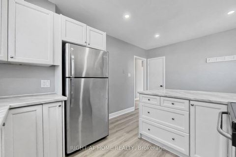 Photo 11 at 19 Alfred Street W, Allandale, Barrie