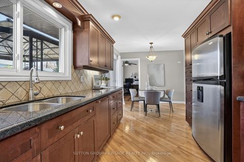 Photo 12 at 859 Westdale Street, Northglen, Oshawa