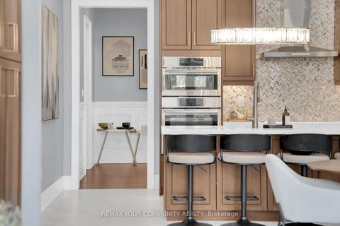 Photo 12 at 172 Purple Creek Road, Vellore Village, Vaughan