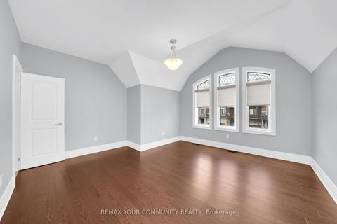 Photo 28 at 172 Purple Creek Road, Vellore Village, Vaughan