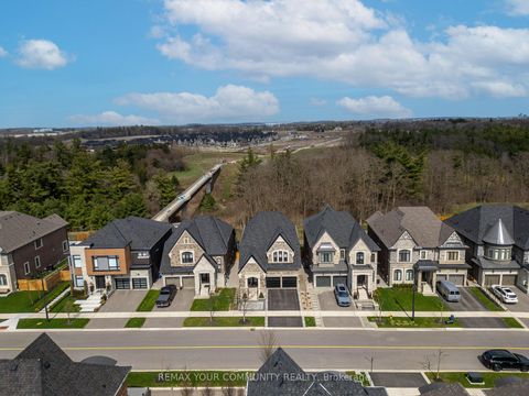 Photo 45 at 172 Purple Creek Road, Vellore Village, Vaughan