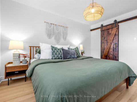 Photo 11 at 78 Foxrun Avenue, CFB, Toronto