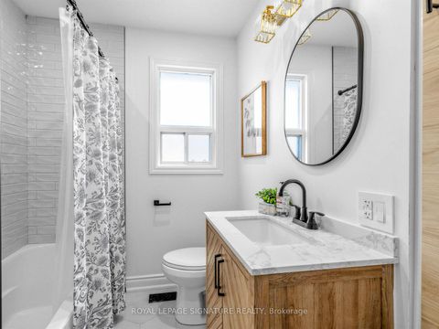 Photo 14 at 78 Foxrun Avenue, CFB, Toronto