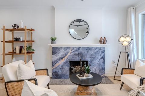 Photo 6 at 25 Warren Crescent, Lambton Baby Point, Toronto