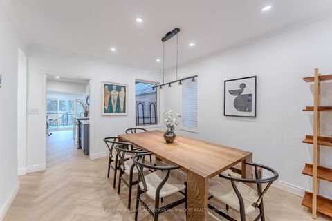 Photo 7 at 25 Warren Crescent, Lambton Baby Point, Toronto