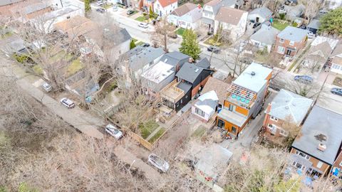 Photo 35 at 25 Warren Crescent, Lambton Baby Point, Toronto