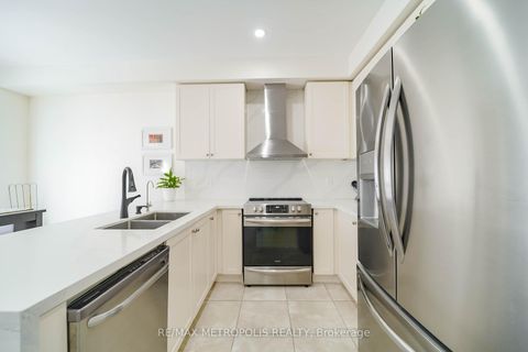 Photo 13 at 82 Mcroberts Crescent, Courtice, Clarington