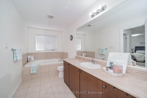 Photo 25 at 82 Mcroberts Crescent, Courtice, Clarington