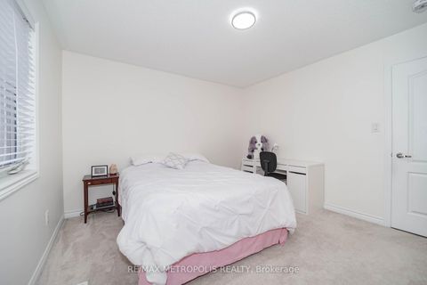 Photo 27 at 82 Mcroberts Crescent, Courtice, Clarington