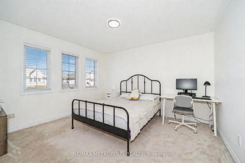 Photo 32 at 82 Mcroberts Crescent, Courtice, Clarington