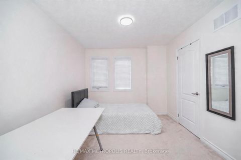 Photo 33 at 82 Mcroberts Crescent, Courtice, Clarington