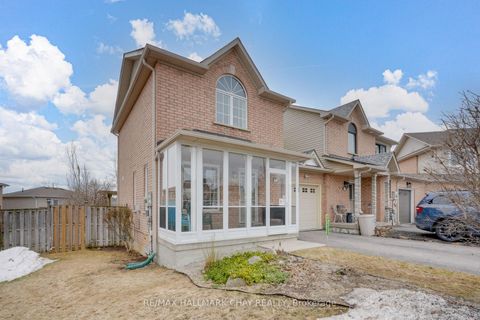 Photo 1 at 127 Trevino Circle, East Bayfield, Barrie