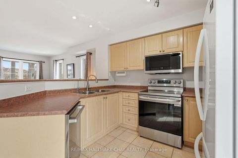 Photo 12 at 127 Trevino Circle, East Bayfield, Barrie