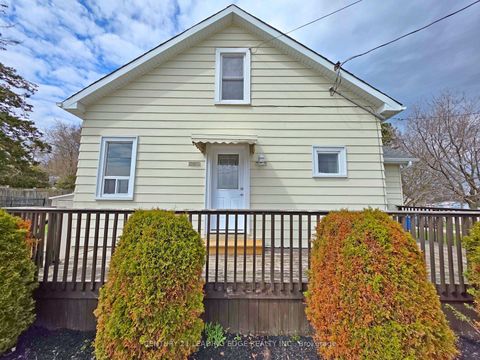 Photo 3 at 500 The Queensway South, Keswick South, Georgina