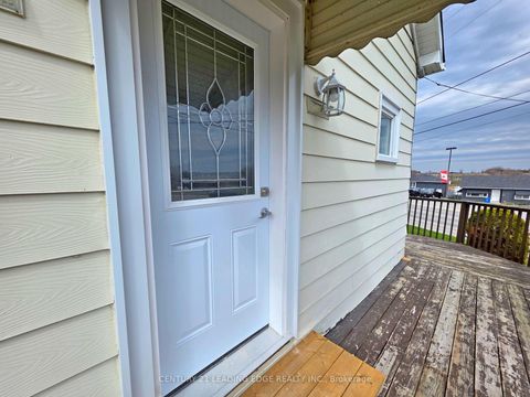 Photo 5 at 500 The Queensway South, Keswick South, Georgina