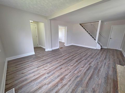 Photo 14 at 500 The Queensway South, Keswick South, Georgina