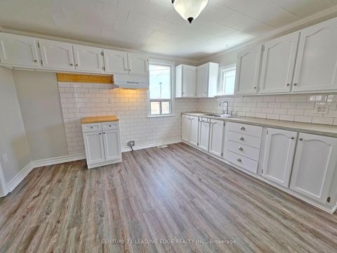 Photo 16 at 500 The Queensway South, Keswick South, Georgina