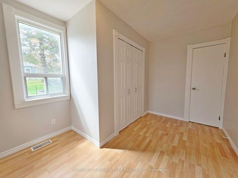 Photo 23 at 500 The Queensway South, Keswick South, Georgina