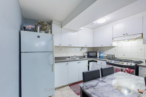 Photo 34 at 69 Flycatcher Avenue, Rouge E11, Toronto