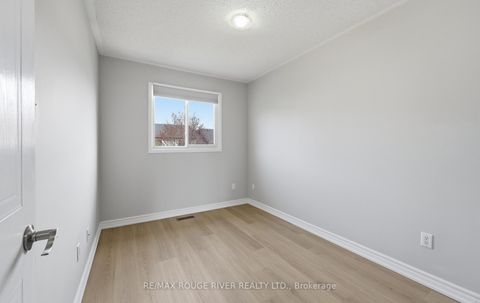 Photo 14 at 24 Trewin Lane, Bowmanville, Clarington