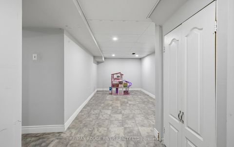 Photo 19 at 24 Trewin Lane, Bowmanville, Clarington