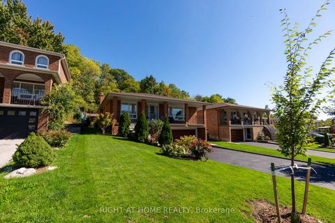 Photo 3 at 49 Pioneer Lane, East Woodbridge, Vaughan