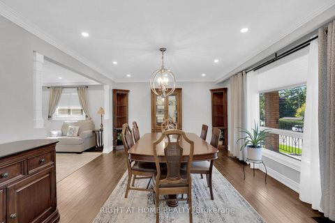 Photo 10 at 49 Pioneer Lane, East Woodbridge, Vaughan