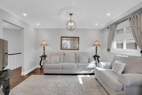 Photo 14 at 49 Pioneer Lane, East Woodbridge, Vaughan