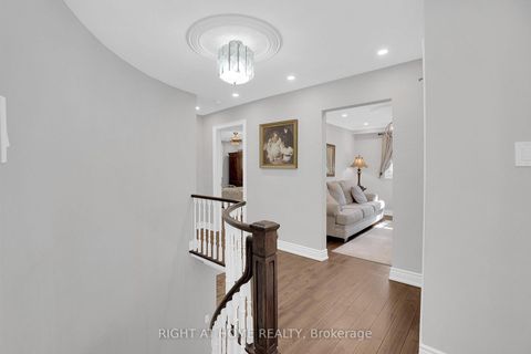 Photo 16 at 49 Pioneer Lane, East Woodbridge, Vaughan