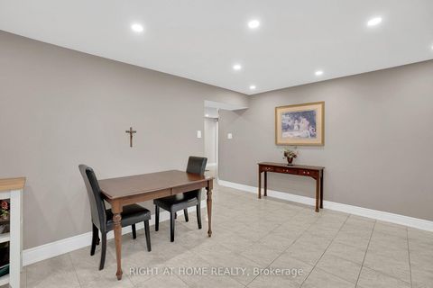 Photo 27 at 49 Pioneer Lane, East Woodbridge, Vaughan