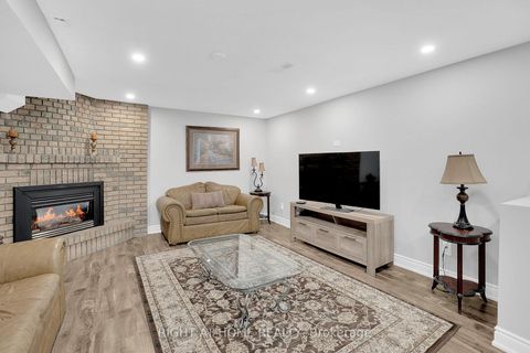 Photo 29 at 49 Pioneer Lane, East Woodbridge, Vaughan