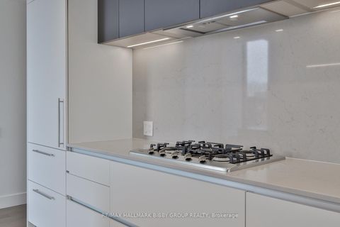 Photo 11 at 310 - 1414 Bayview Avenue, Mount Pleasant East, Toronto