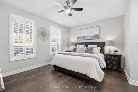 Photo 19 at 11 Aventura Crescent, Sonoma Heights, Vaughan