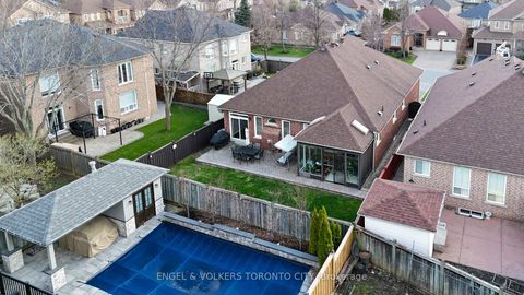 Photo 39 at 11 Aventura Crescent, Sonoma Heights, Vaughan