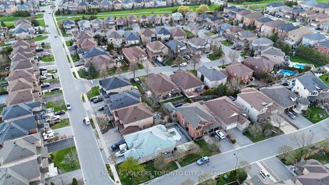 Photo 42 at 11 Aventura Crescent, Sonoma Heights, Vaughan