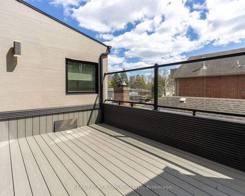 Photo 17 at 88 South Kingsway Way, Swansea, Toronto