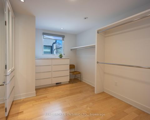 Photo 28 at 88 South Kingsway Way, Swansea, Toronto